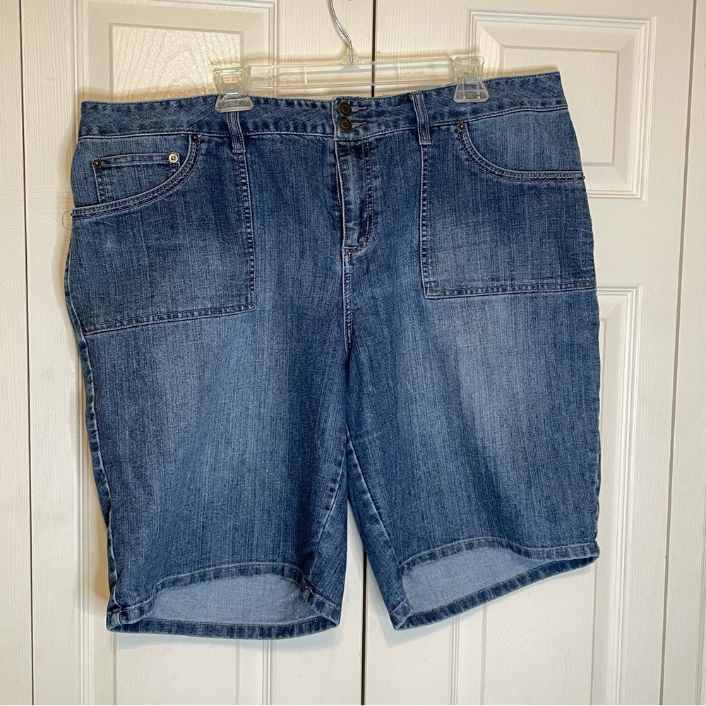 Lane Bryant Jean Shorts Size 22